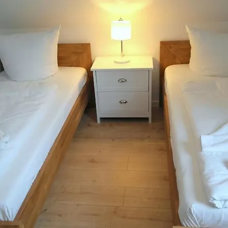 Kleine Birke 公寓 Zirchow